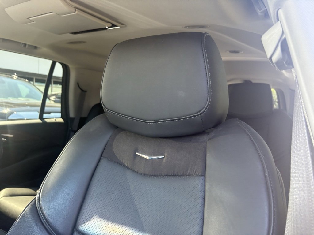 2015 Cadillac Escalade Premium photo 15