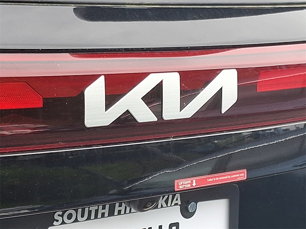 2025 Kia Seltos SX photo 21
