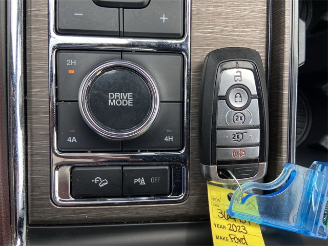 2023 Ford Expedition Limited photo 12