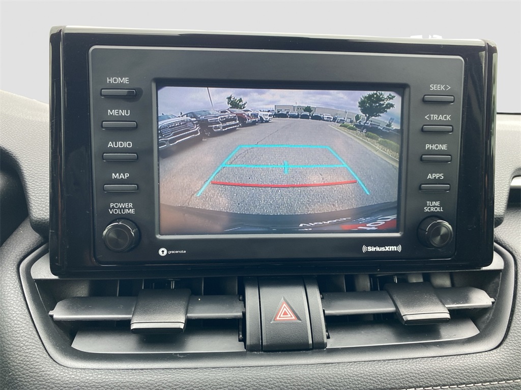 2020 Toyota RAV4 Hybrid LE photo 14