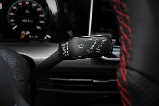 2025 Volkswagen Golf GTI S photo 4