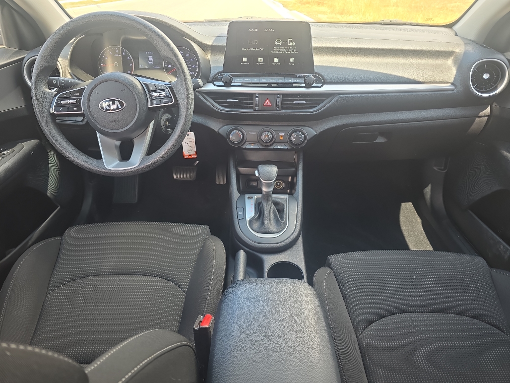 2021 Kia Forte LXS photo 21