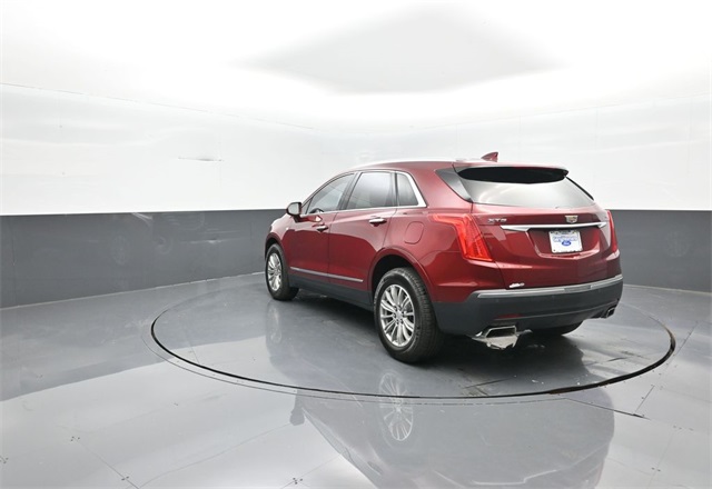 2018 Cadillac XT5 Luxury photo 3