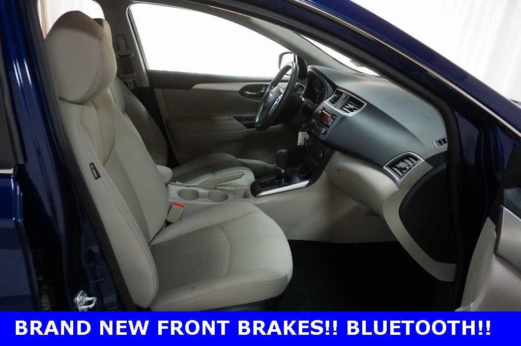 2017 Nissan Sentra S photo 27