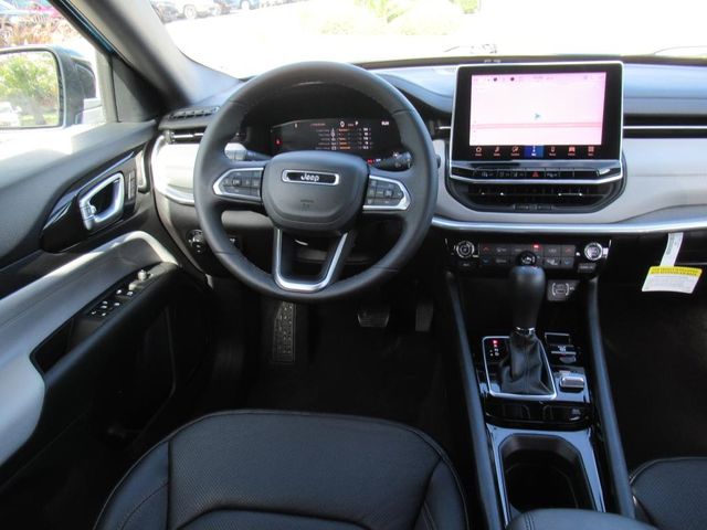 2024 Jeep Compass Limited photo 14
