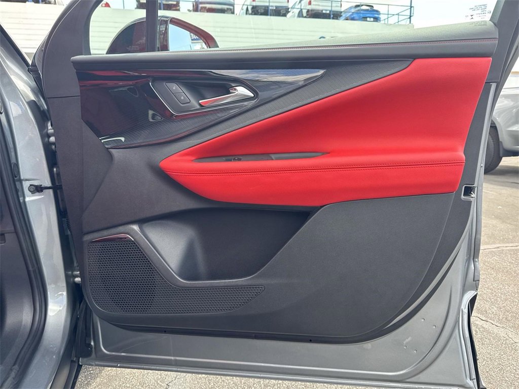 2026 Chevrolet Blazer EV photo 28