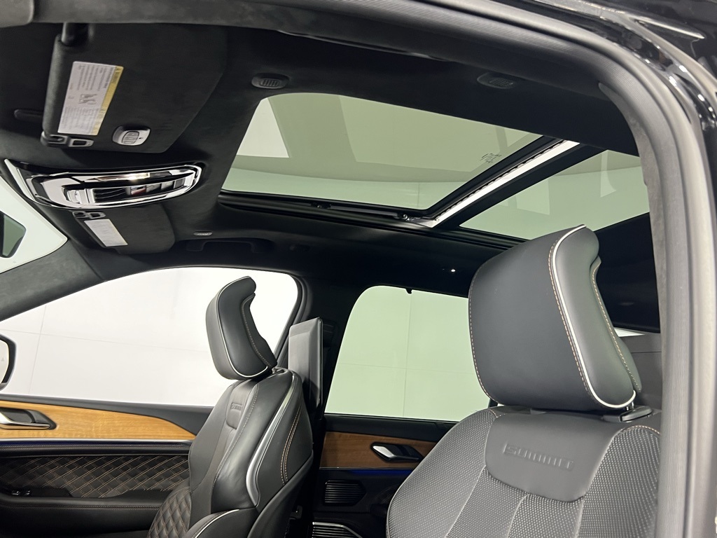 2023 Jeep Grand Cherokee Summit Reserve 4xe photo 20