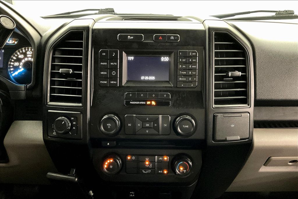 2016 Ford F-150 XL photo 30