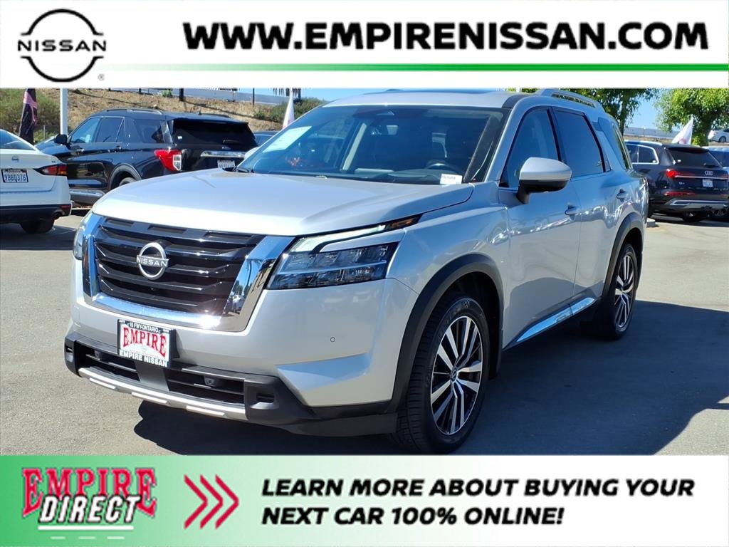 2023 Nissan Pathfinder Platinum