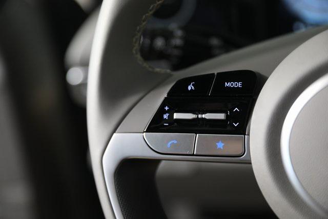 2025 Hyundai Elantra SEL Convenience photo 3