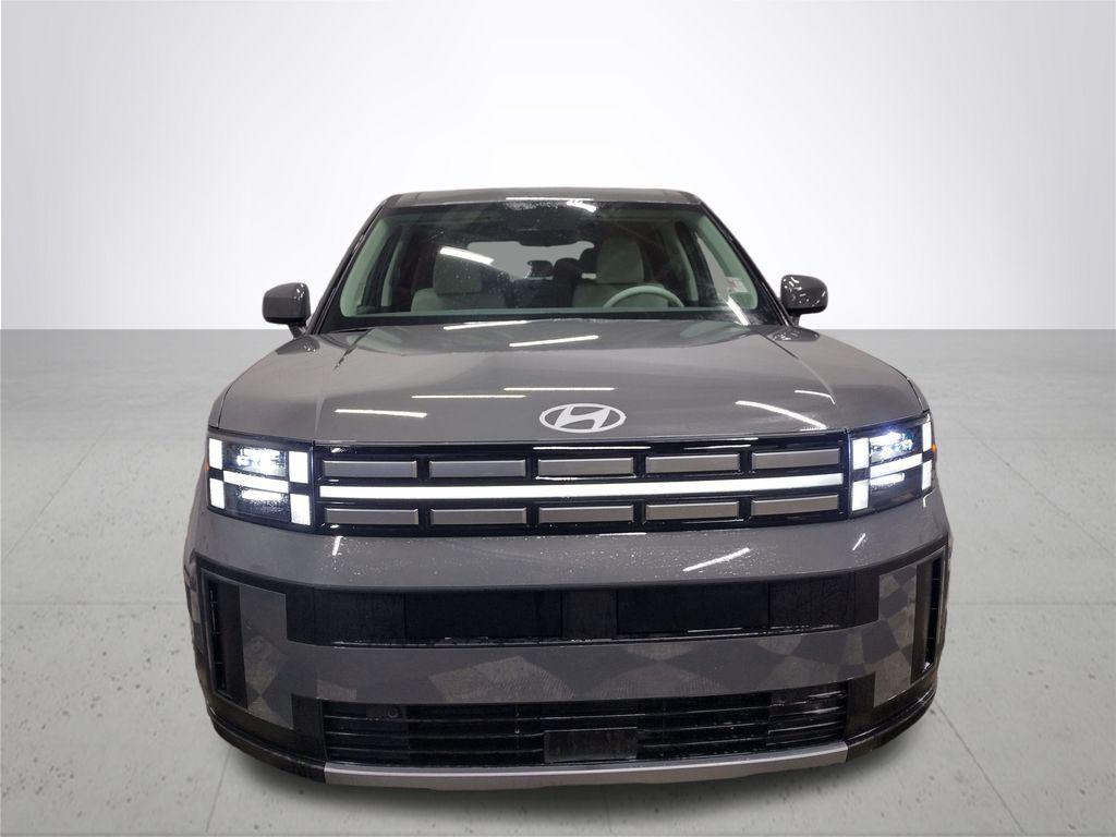 2026 Hyundai Santa Fe SE photo 2