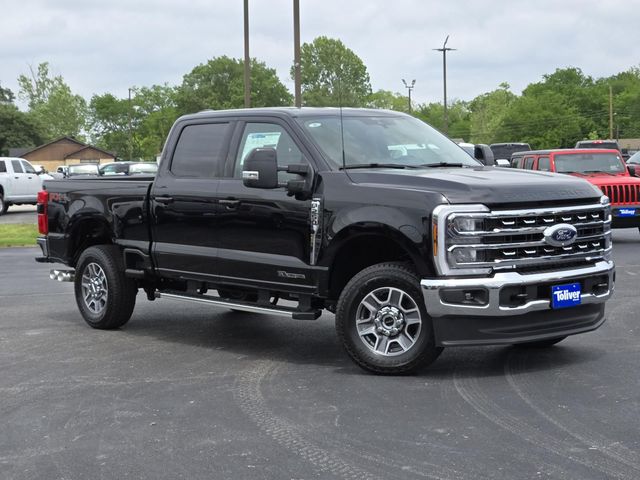 2025 Ford F-250 Lariat photo 2