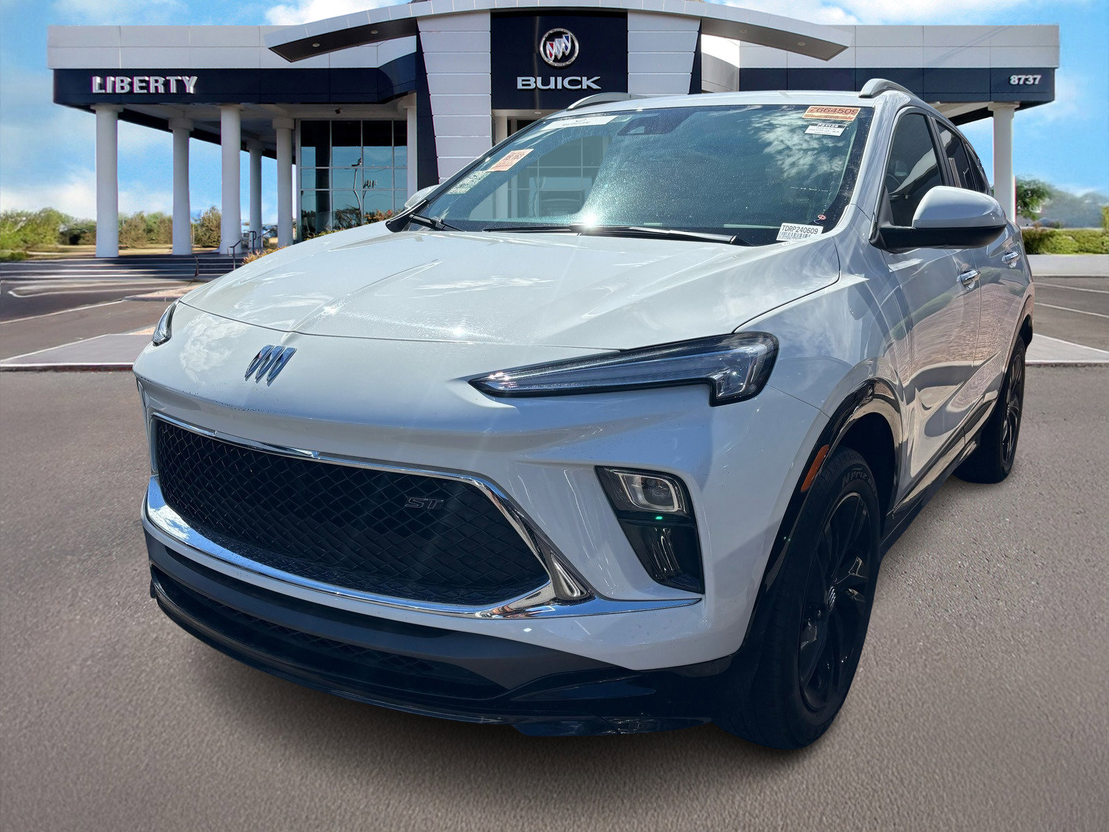 2024 Buick Encore GX Sport Touring photo 3