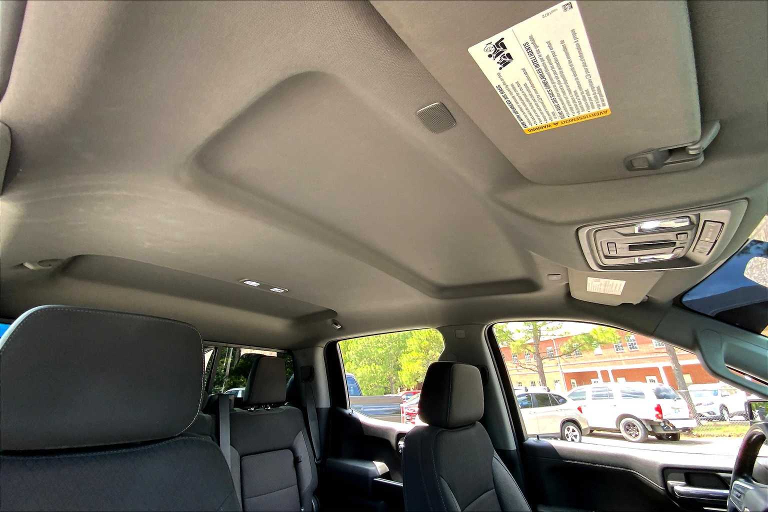 2020 Chevrolet Silverado 1500 LT photo 13