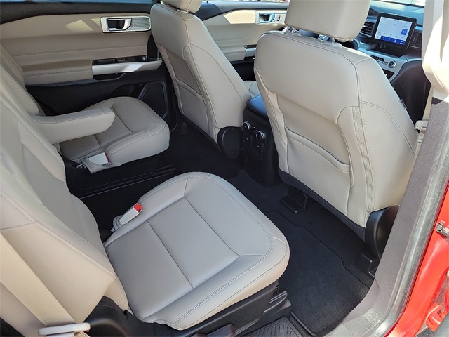 2022 Ford Explorer XLT photo 24