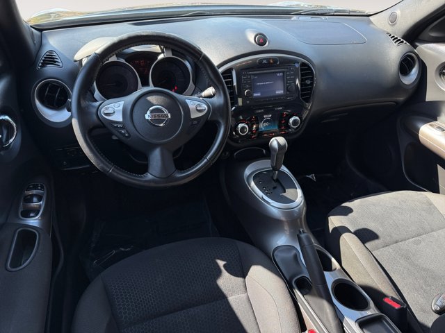 2012 Nissan Juke SV photo 15