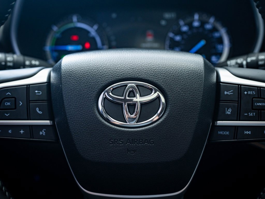 2022 Toyota Highlander Hybrid Bronze Edition photo 26