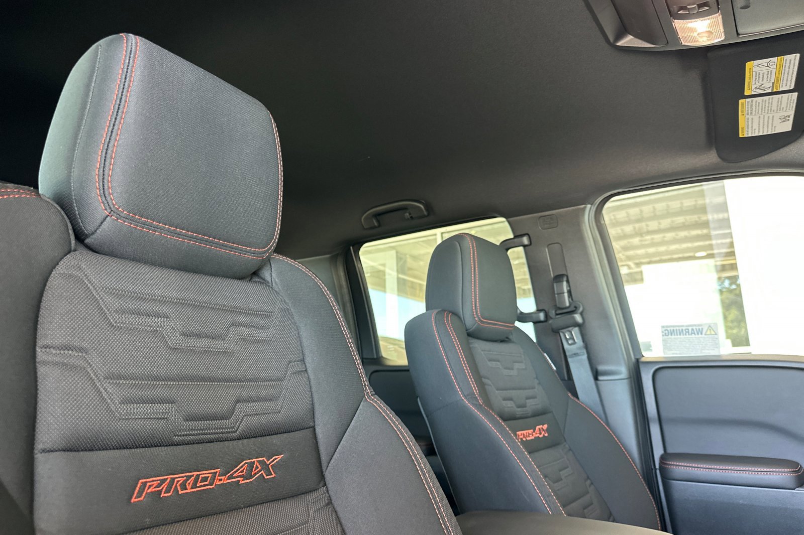 2025 Nissan Frontier Crew Cab PRO-4X photo 16