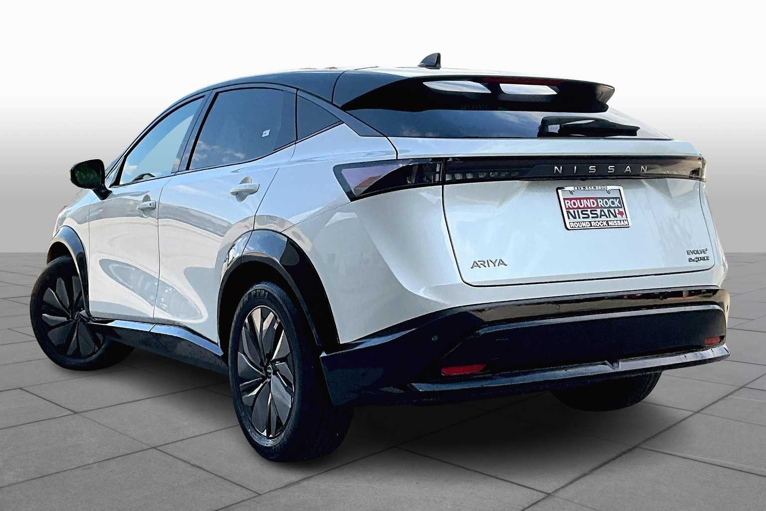 2025 Nissan ARIYA Evolve+ photo 7