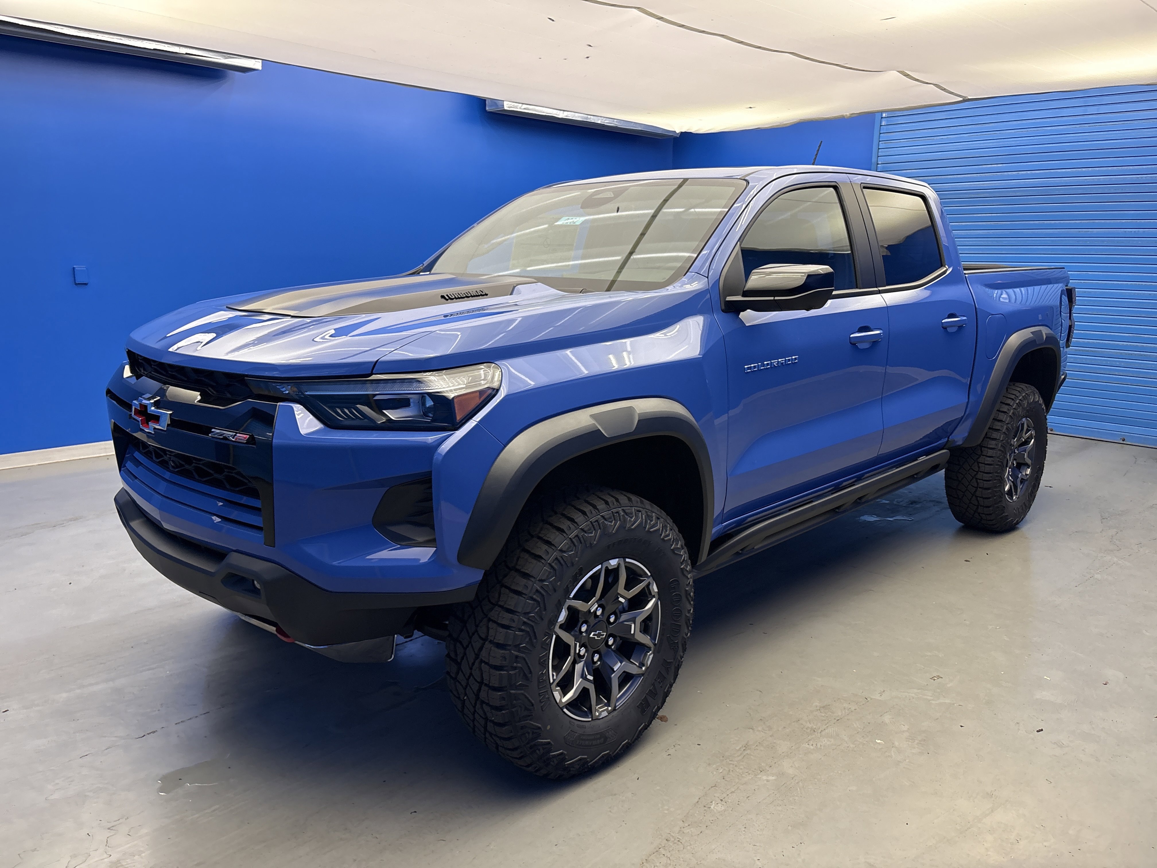 2026 Chevrolet Colorado ZR2 photo 3