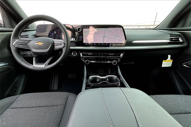 2026 Chevrolet Traverse L photo 10