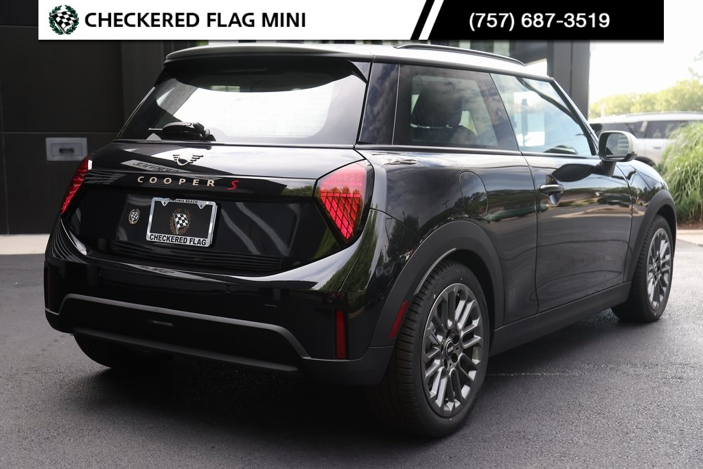 2025 Mini Cooper Hardtop S photo 8
