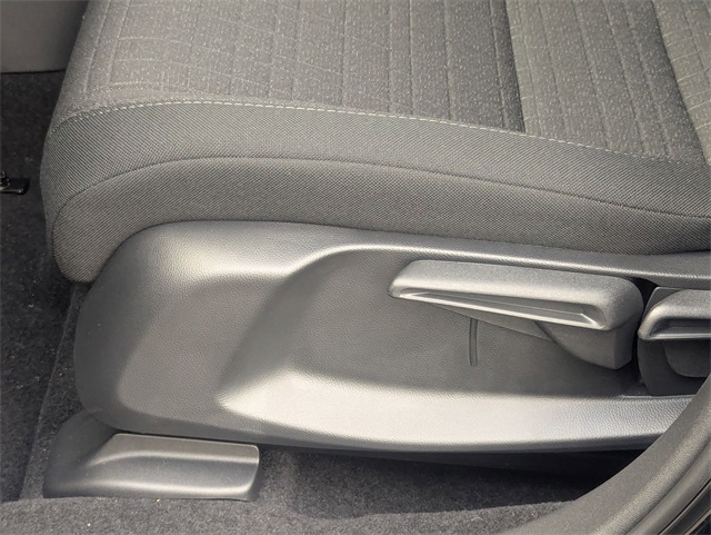 2026 Honda HR-V LX photo 19