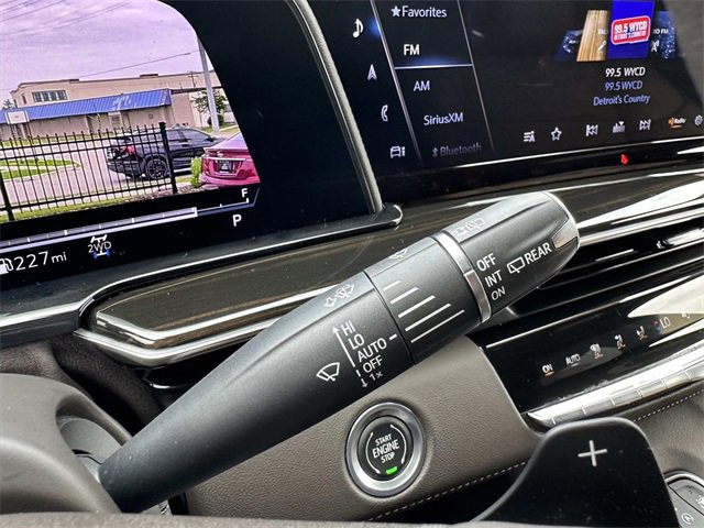 2023 Cadillac Escalade Sport photo 40