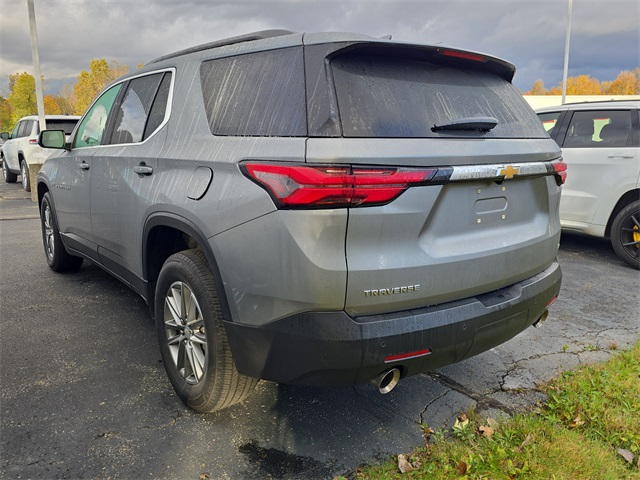 2023 Chevrolet Traverse photo 3