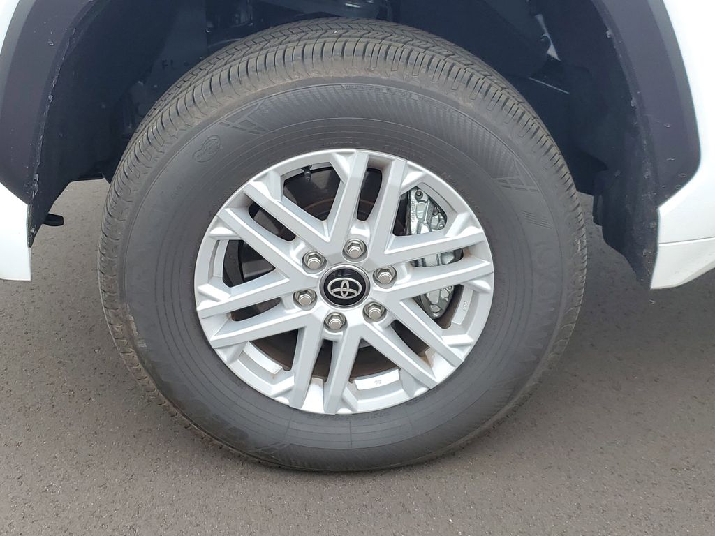 2025 Toyota Tundra SR5 photo 5