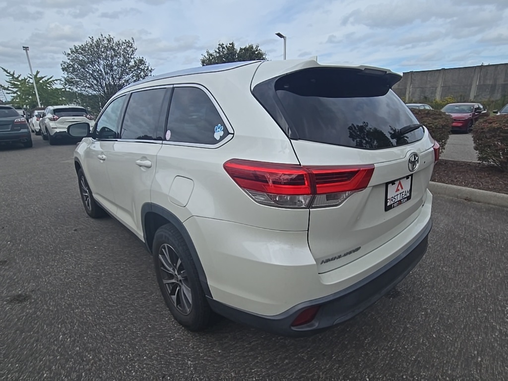 2019 Toyota Highlander SE XLE photo 4