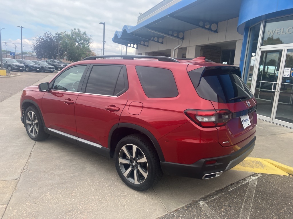 2024 Honda Pilot Elite photo 3