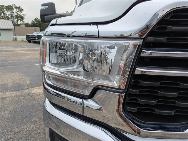 2023 Ram 3500 Big Horn photo 9