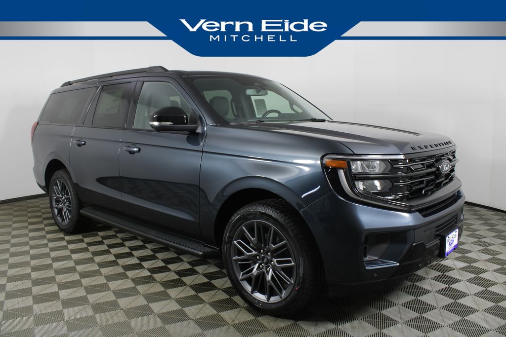 2026 Ford Expedition Platinum's photo