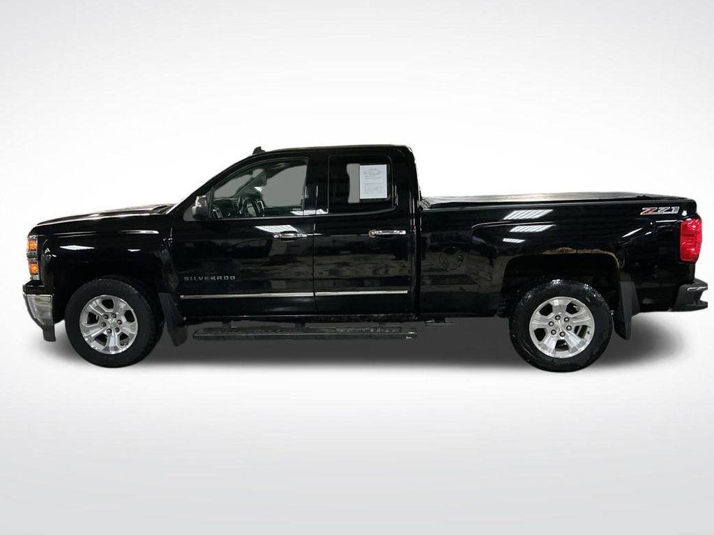 2014 Chevrolet Silverado 1500 LTZ photo 2