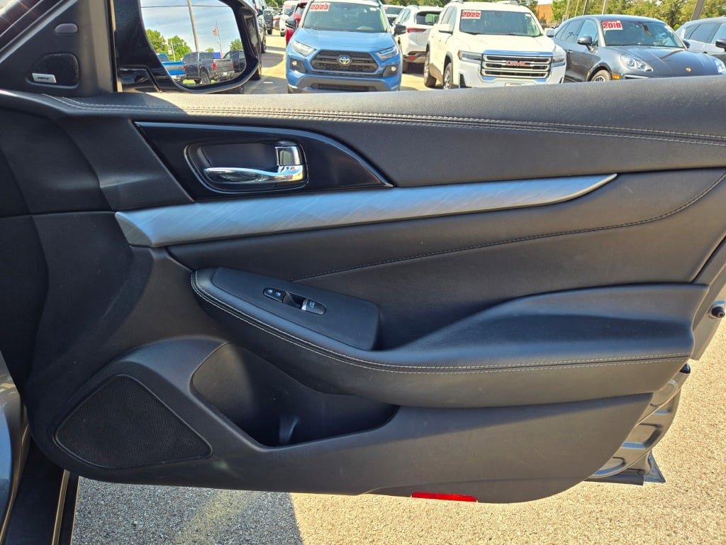 2017 Nissan Maxima SL photo 7