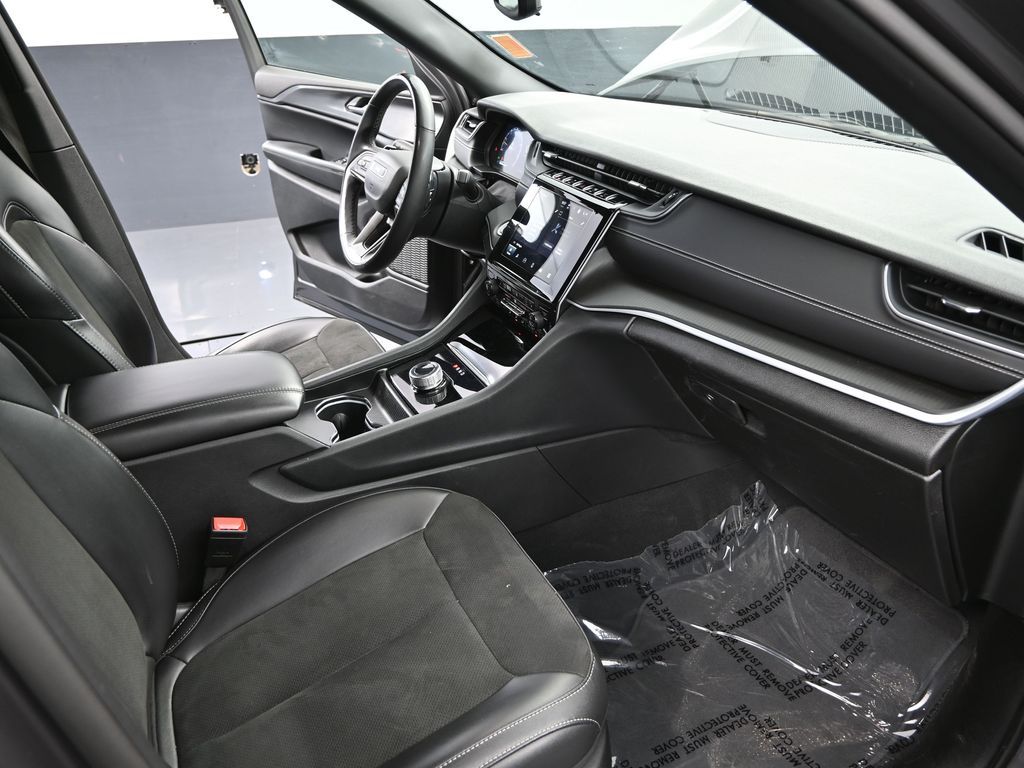 2024 Jeep Grand Cherokee Altitude X photo 44
