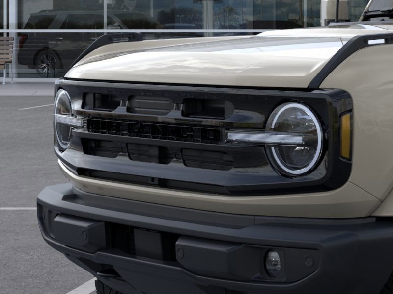 2025 Ford Bronco Outer Banks photo 16