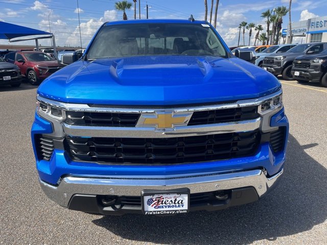 2026 Chevrolet Silverado 1500 LT photo 2
