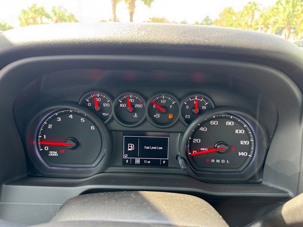 2025 Chevrolet Silverado 3500HD photo 17