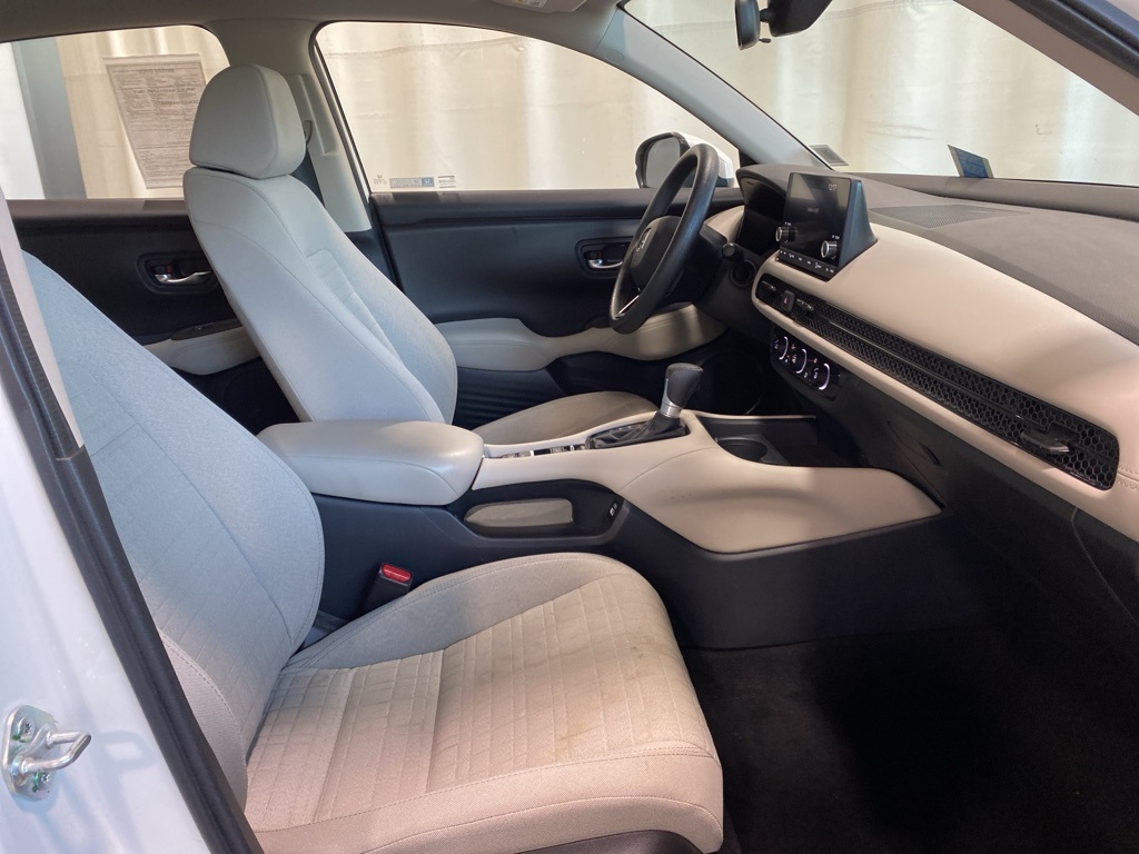 2023 Honda HR-V LX photo 11