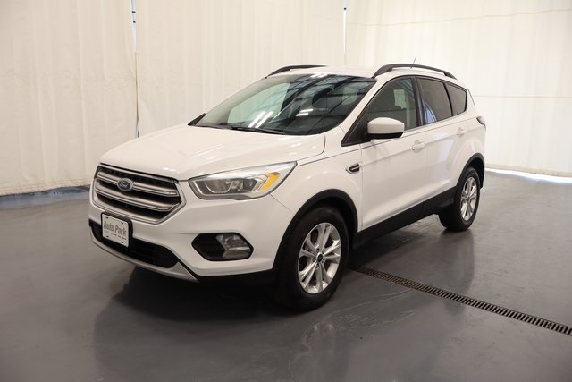 2017 Ford Escape SE photo 4