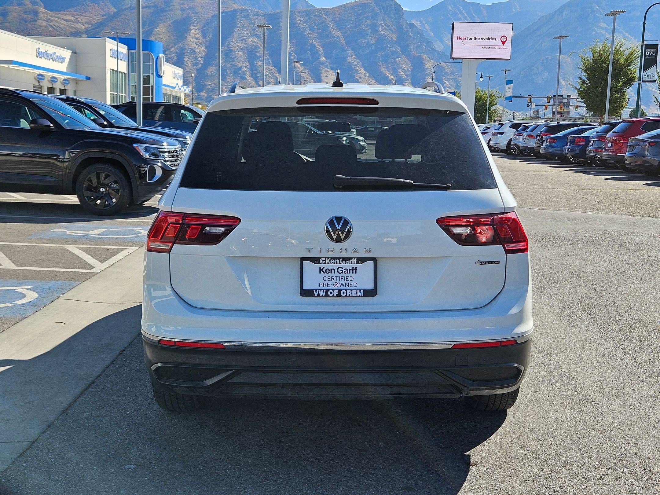 2022 Volkswagen Tiguan S photo 3