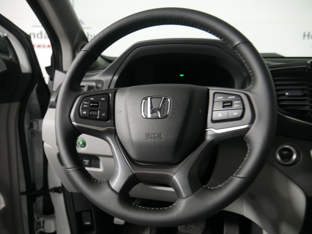 2025 Honda Ridgeline RTL photo 9