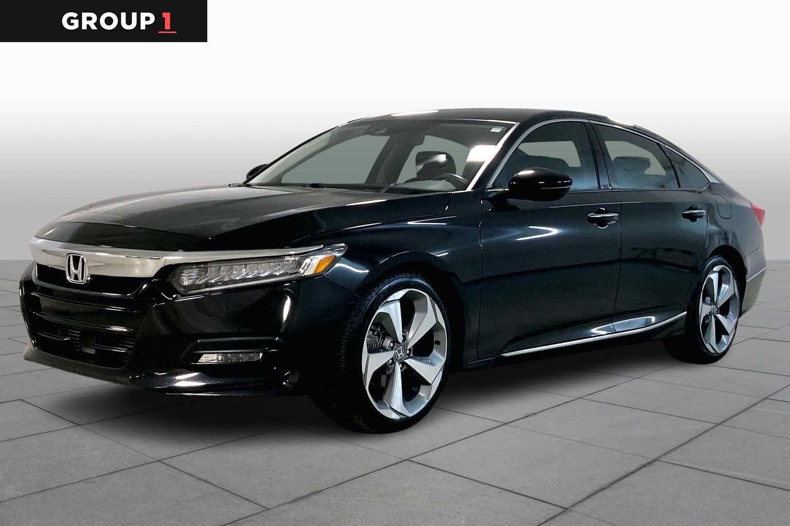 2020 Honda Accord Touring's photo