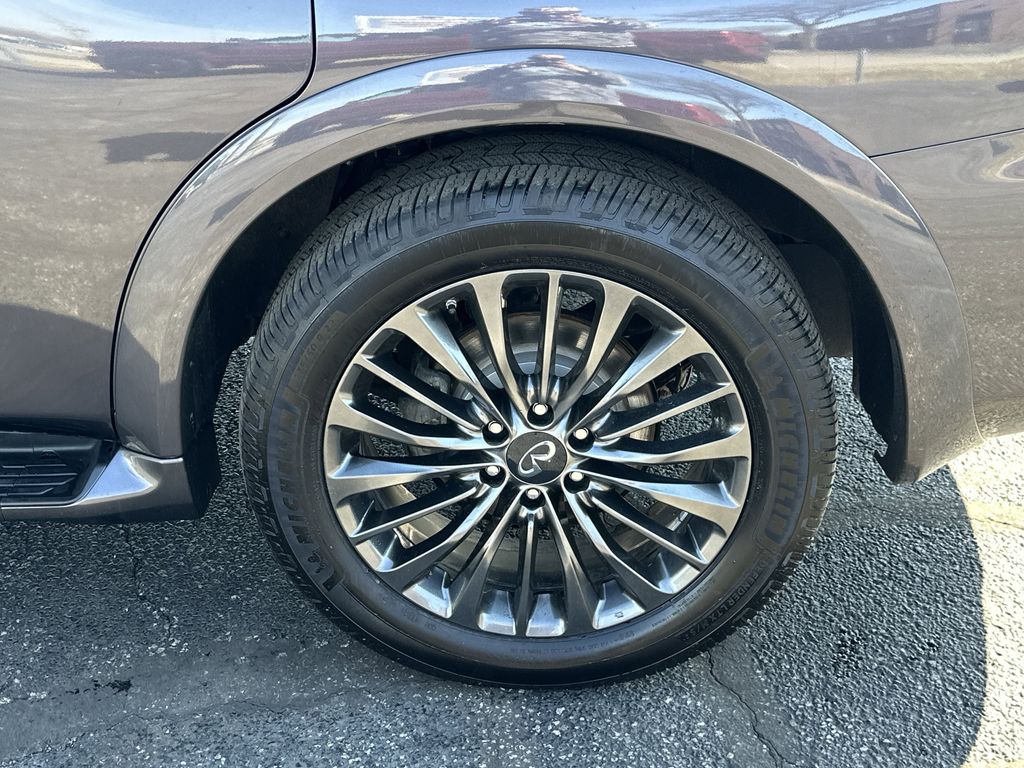 2023 INFINITI QX80 - Image 29
