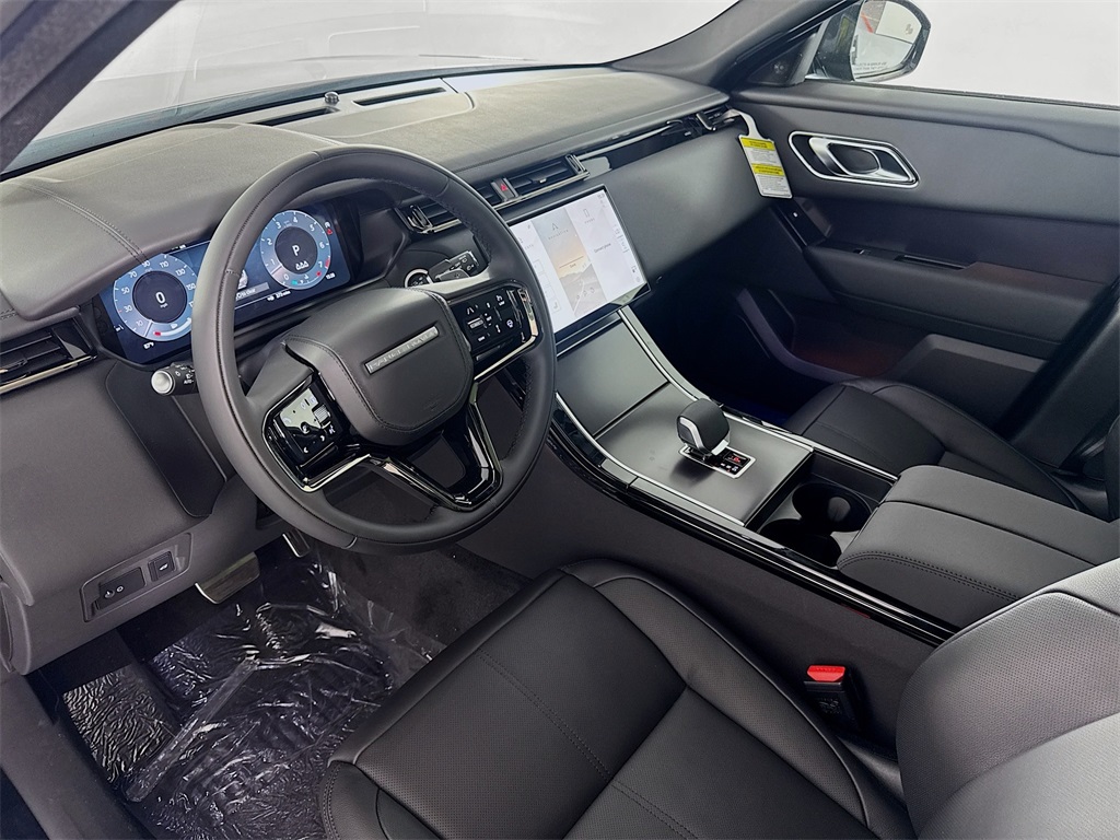2026 Land Rover Range Rover Velar SE photo 9