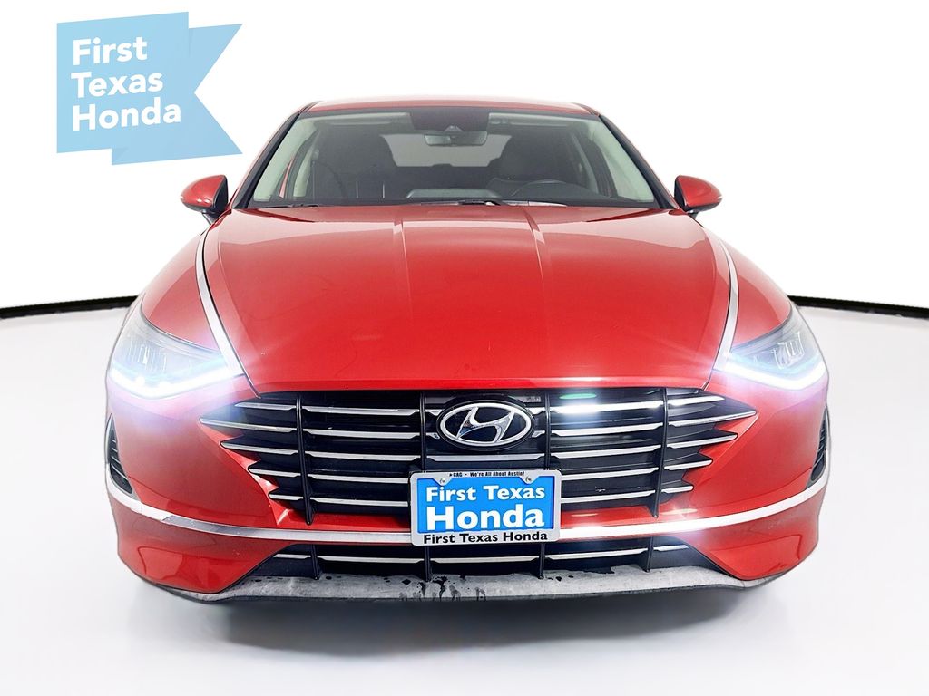 2022 Hyundai Sonata SE photo 2