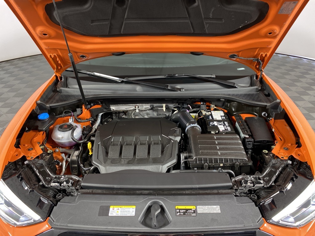 2024 Audi Q3 45 TFSI S line Premium photo 2