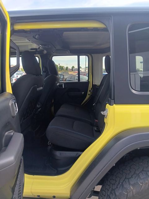2023 Jeep Wrangler Rubicon 4xe photo 12